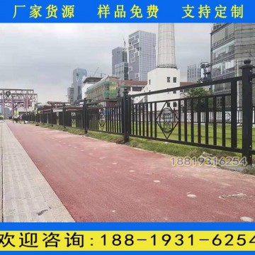 廣州市區人行道護欄圖片 市政道路防