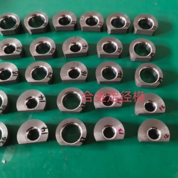 聚晶梅花形模具廠家,河北聚晶拉銅絲