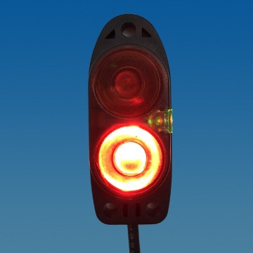 扁平形遠距離光電開關BA  Autonics