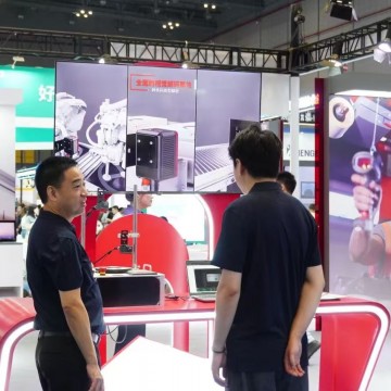 2025醫(yī)學(xué)裝備展覽會(huì)暨第33屆中國醫(yī)