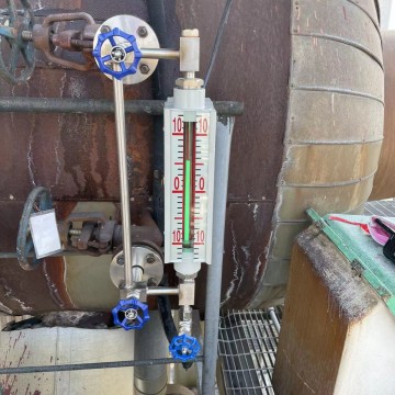 UGS系列無盲區彩色石英玻璃管液位計