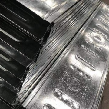 鍍鋅噴塑一體成型模壓型、瓦楞式電